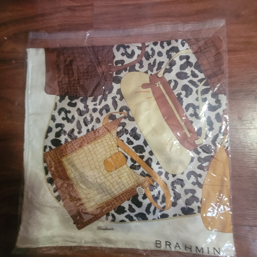 NIB BRAHMIN 100% SILK LARGE SCARF